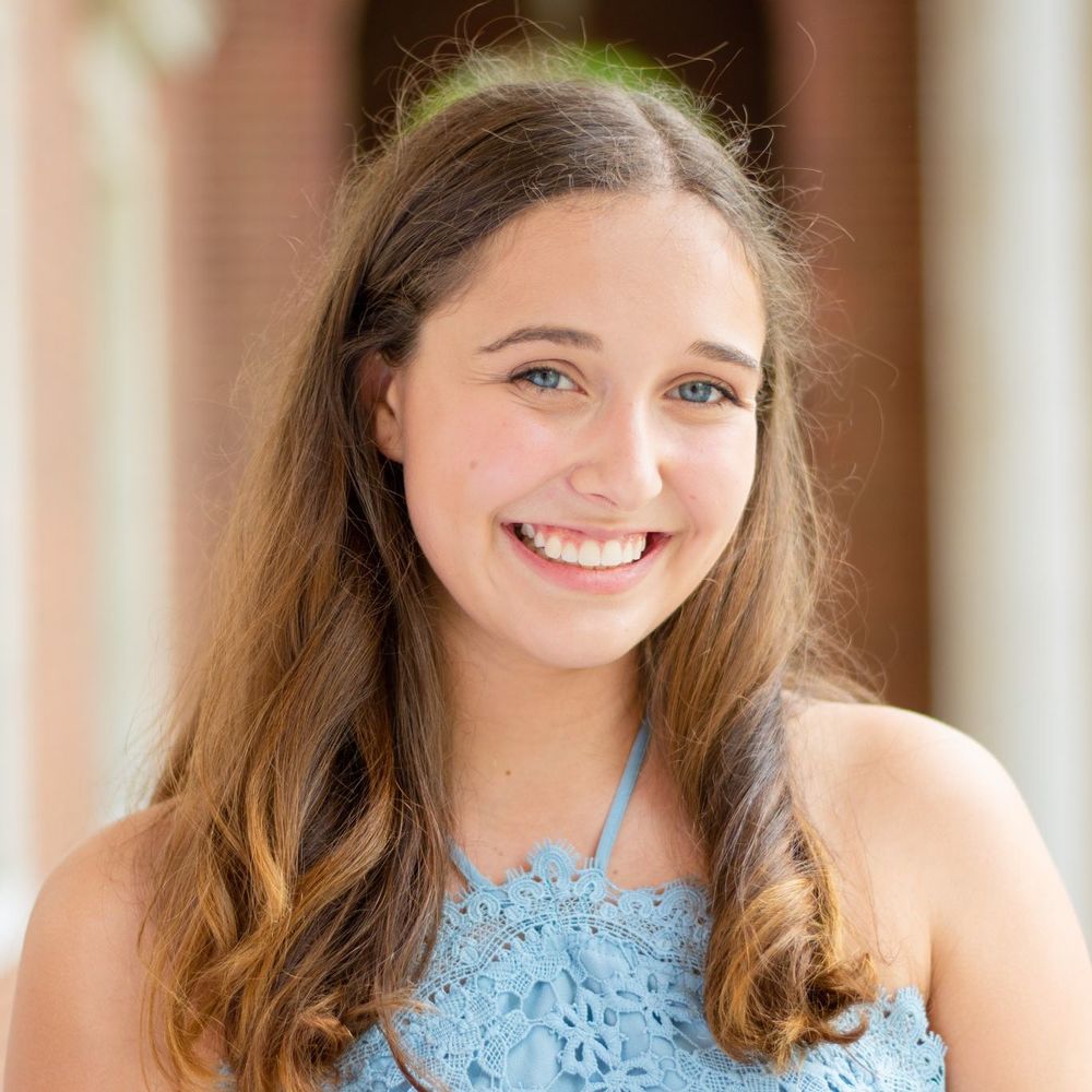 Meet your Posher, Abby